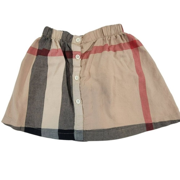 Burberry Black Quilted Kids Jacket size 10y and size medium Burberry skirt. - Picture 3 of 11